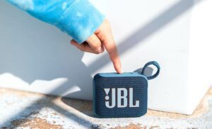 jbl go 4 Lifestyle 2 1